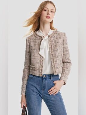 Goelia Classic Cropped Tweed Frayed Jacket in Light Beige Women’s Size 8